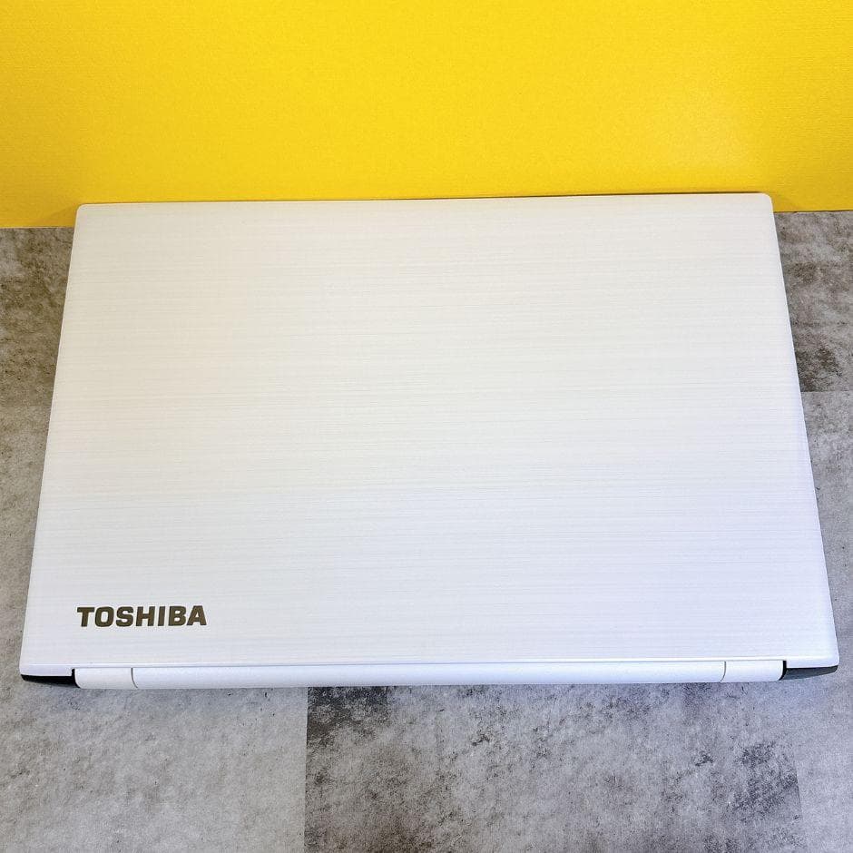 きれいな白❣ 新品SSD480✨カメラ付き ブルーレイ フルHD 薄型Win11