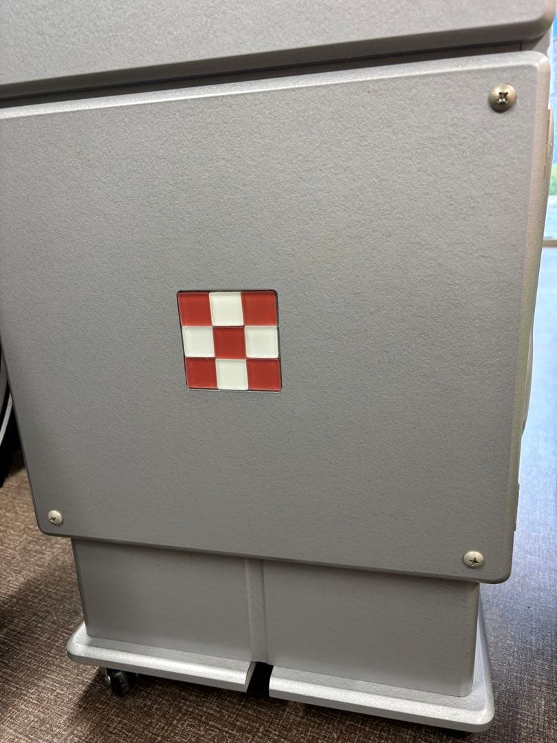 eteのロボット型木製収納　ROBIT