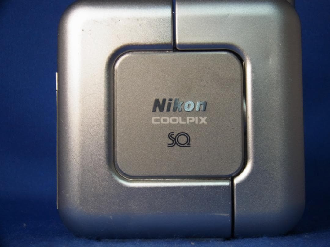 #3431 COOLPIX SQ & 2500 Nikon スイバル機 2台