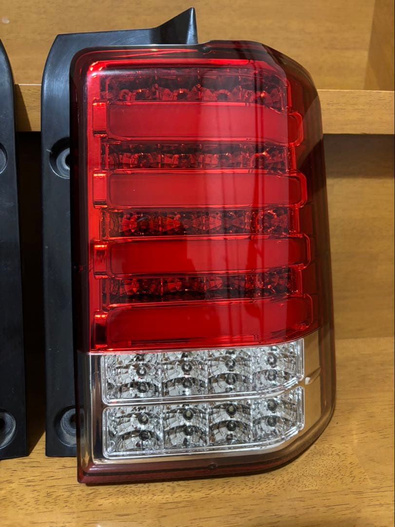 ☆ ムーヴコンテ L575S L585S LEDテールランプ ☆