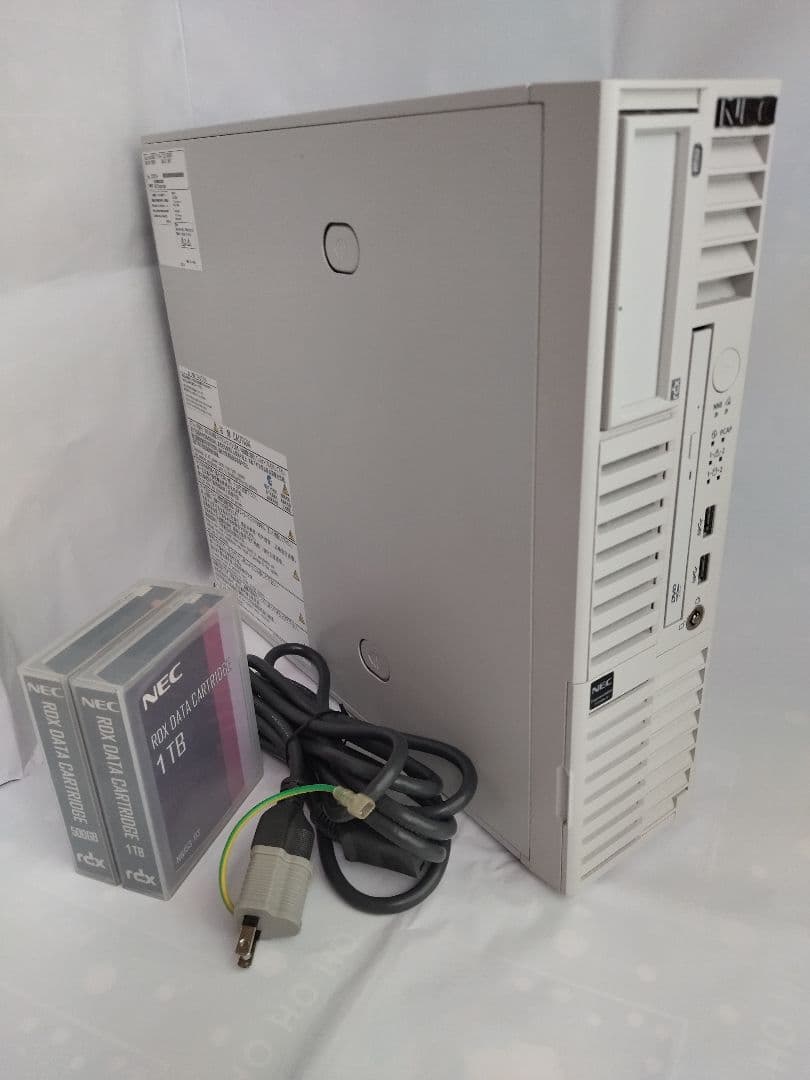 NEC Express5800/T110k-S サーバー(RDXドライブ内蔵)