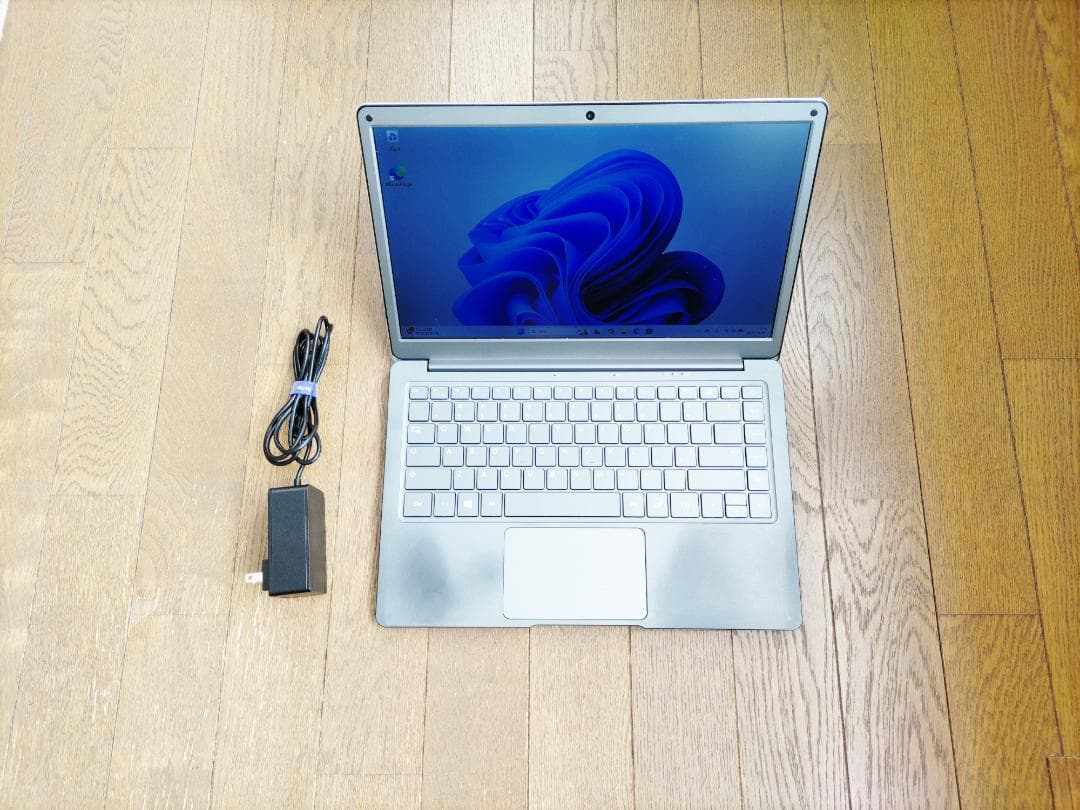 ２台まとめて　MUGA ストイック PCとJumper EZbook X3