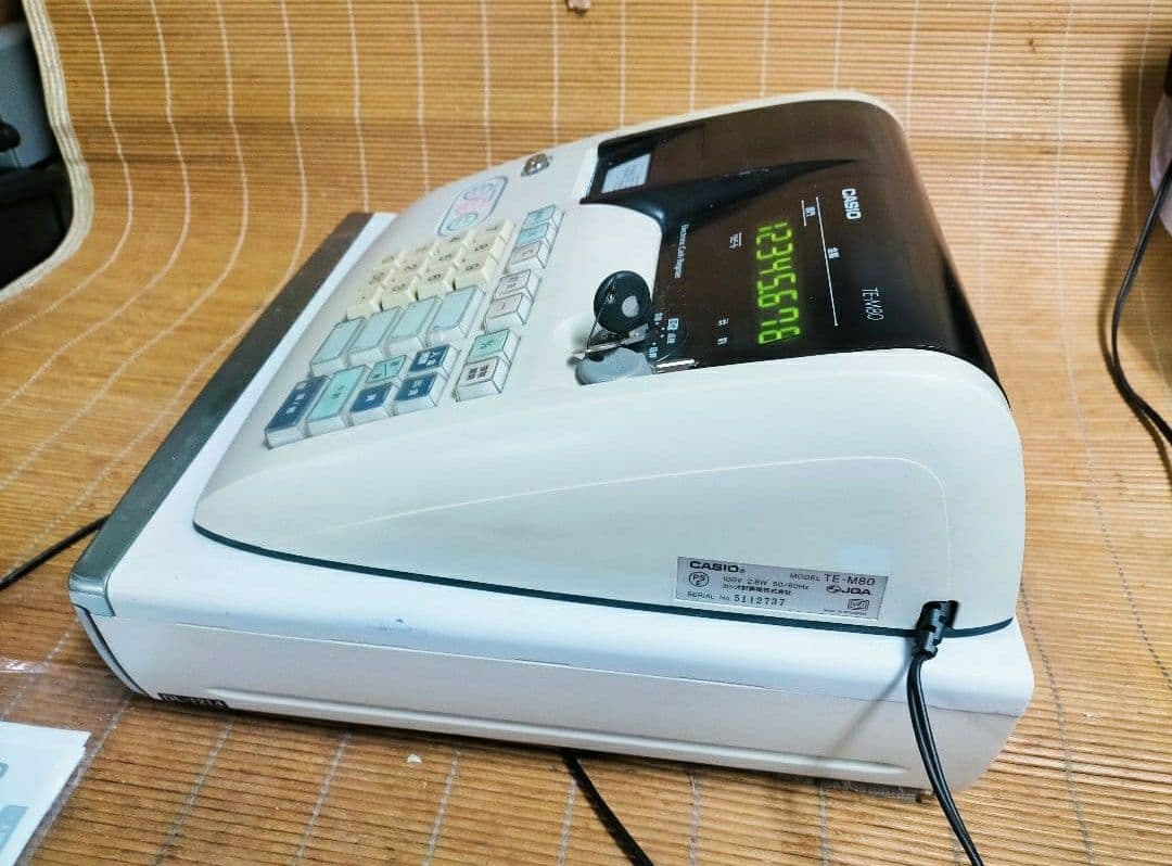 カシオレジスター　TE-M80　中古品　人気機種感熱紙　送料無料　801000