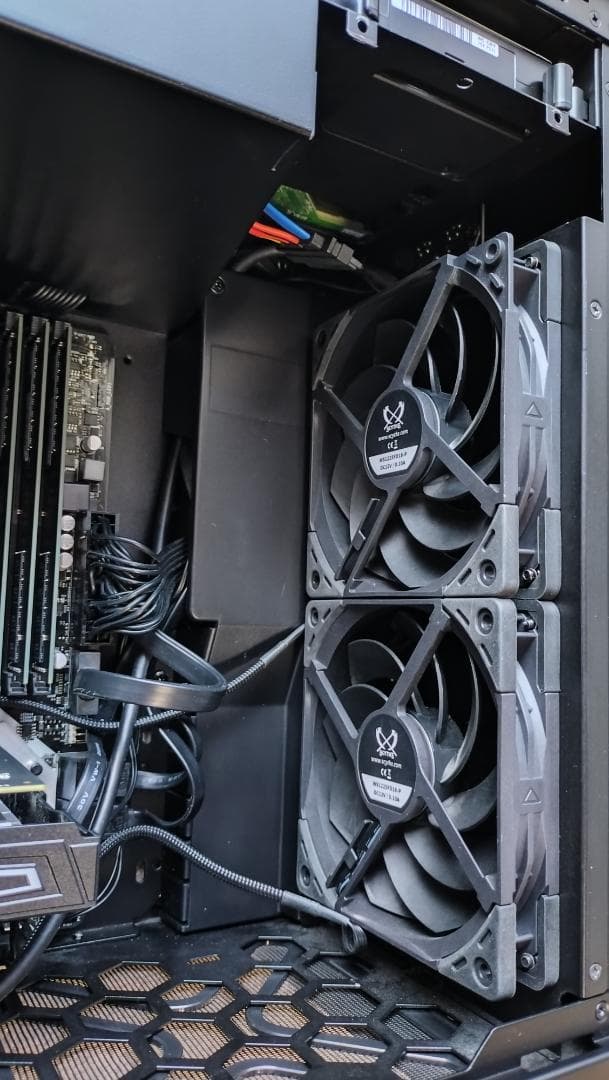 【動作確認済み美品】マウスコンピュータ Enta 9700K+GTX1650