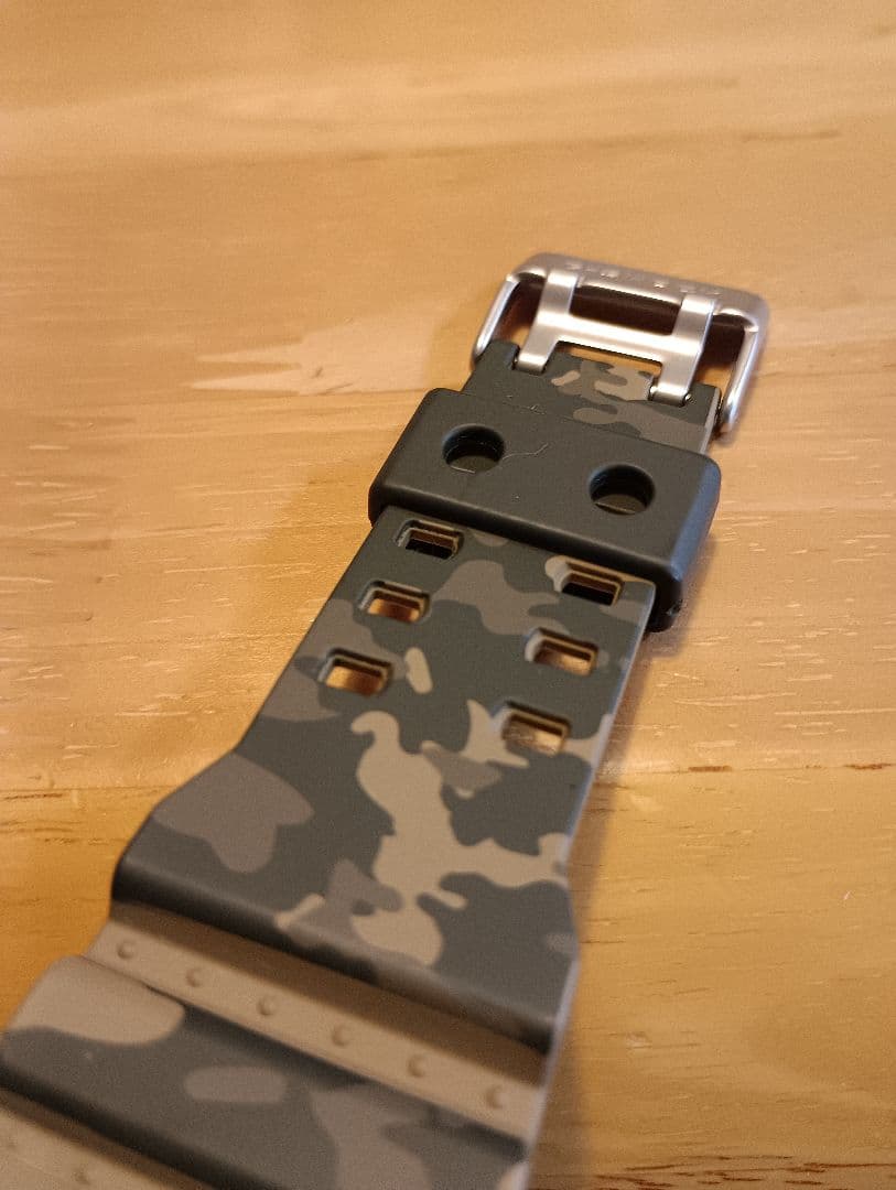 G-SHOCK 電池新品 GA-100CM 迷彩 Gショック　アーミー