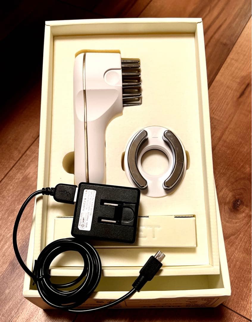 TILLETイオン導入器 EMS エレクトロレポーション 顔 頭皮用 ホワイト