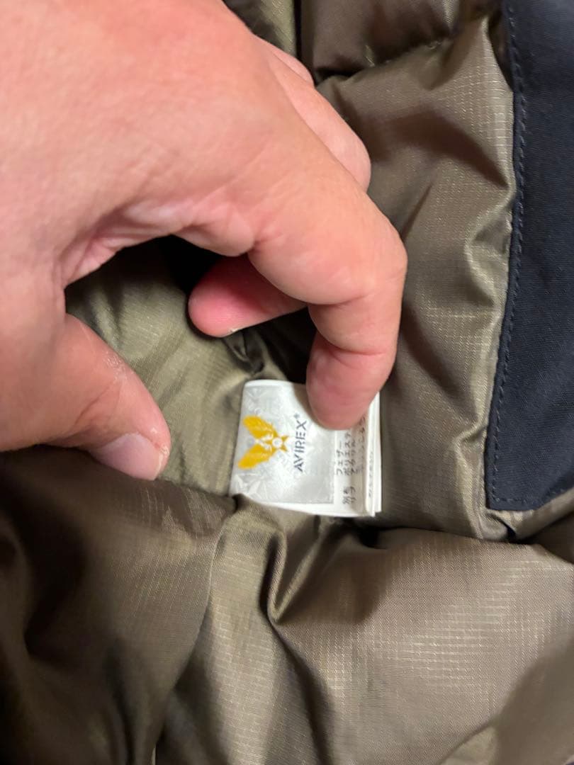 AVIREX ブラックダウンジャケット