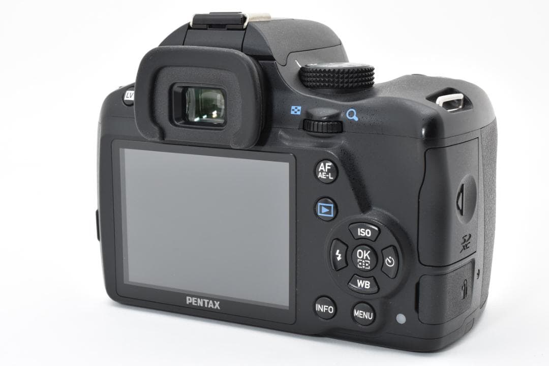ほぼ新品・極少ショット数789回 ペンタックス PENTAX K-50 ボディ