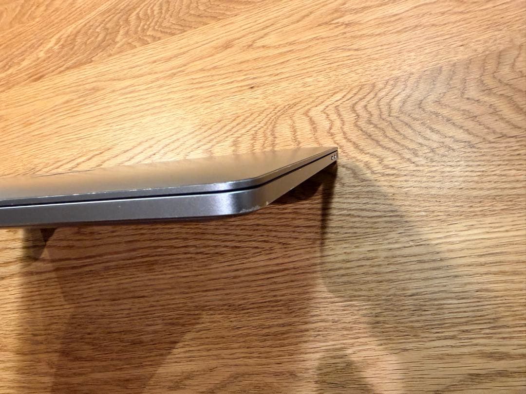 MacBook Pro 13インチ corei7 32GB 1TB US