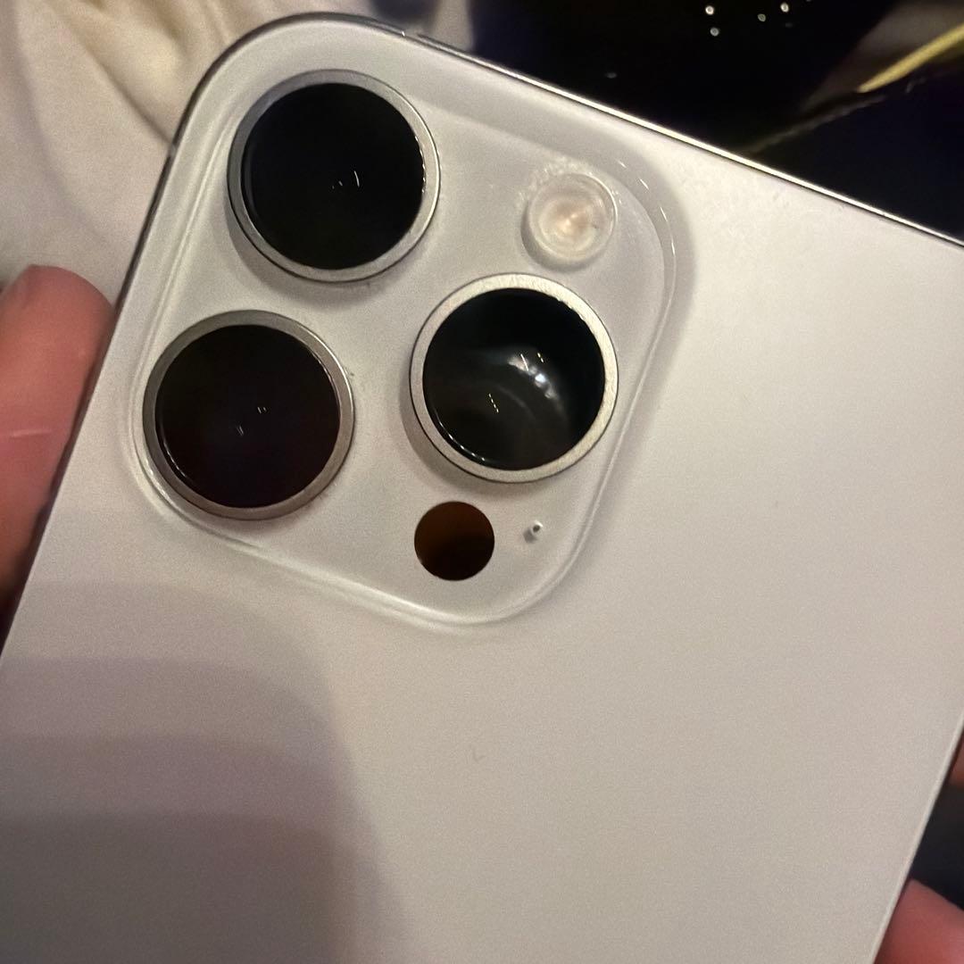 D*G様 iPhone 16 proMax 本体