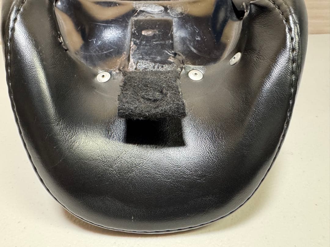 ラペラ　ソロシート　ベアボーンズ　スポーツスター　XL 883 04-