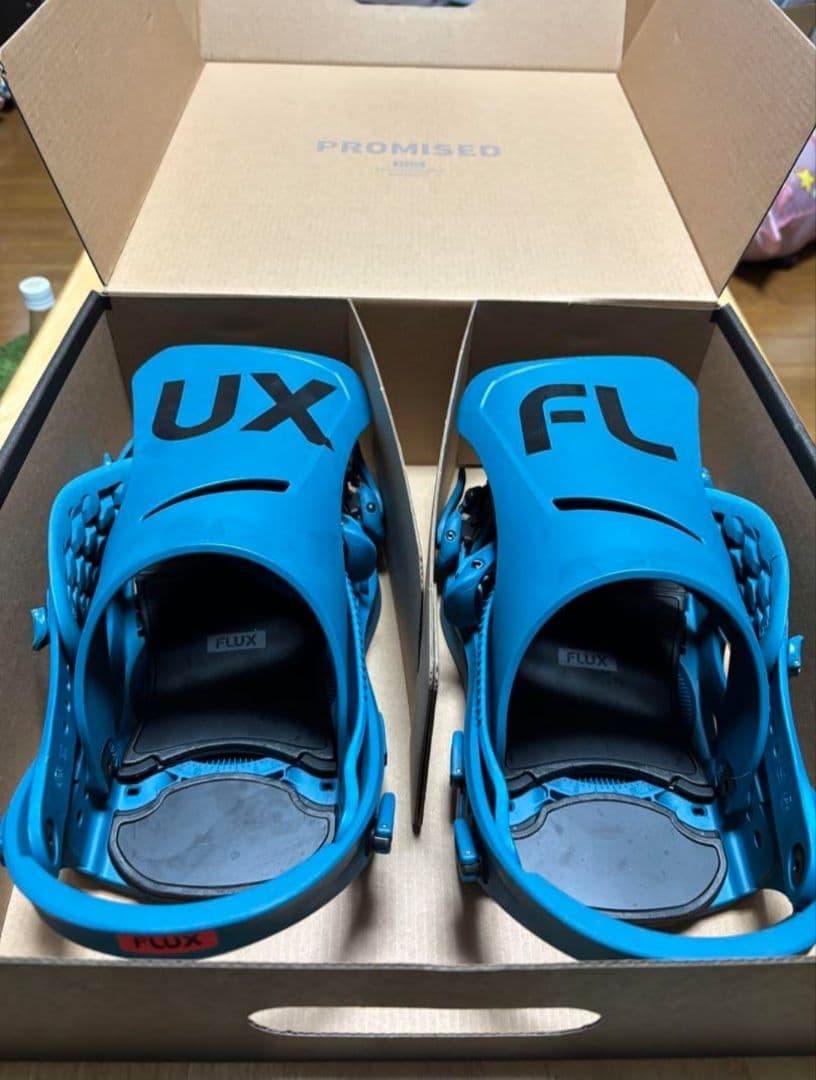 2324　FLUX DS 　Mサイズ　使用半日ほど　フラックス　バインディング