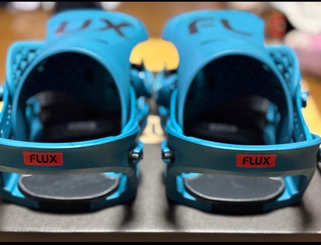 2324　FLUX DS 　Mサイズ　使用半日ほど　フラックス　バインディング