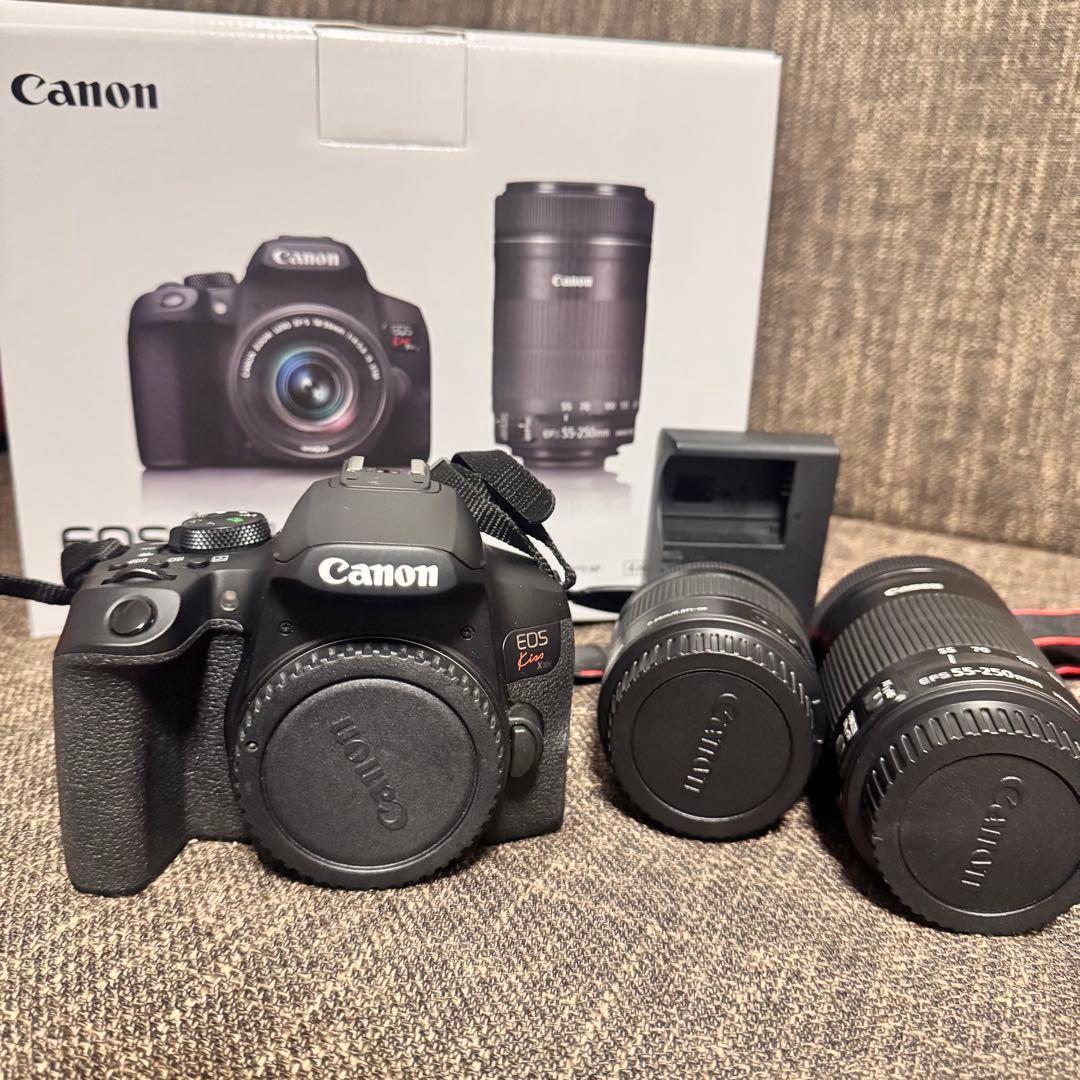 Canon EOS Kiss X10i 一眼レフカメラ ダブルズームキット