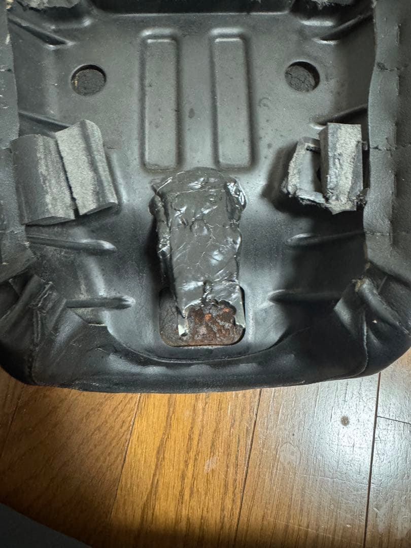 エイプ50（キャブ）タックロール　シート