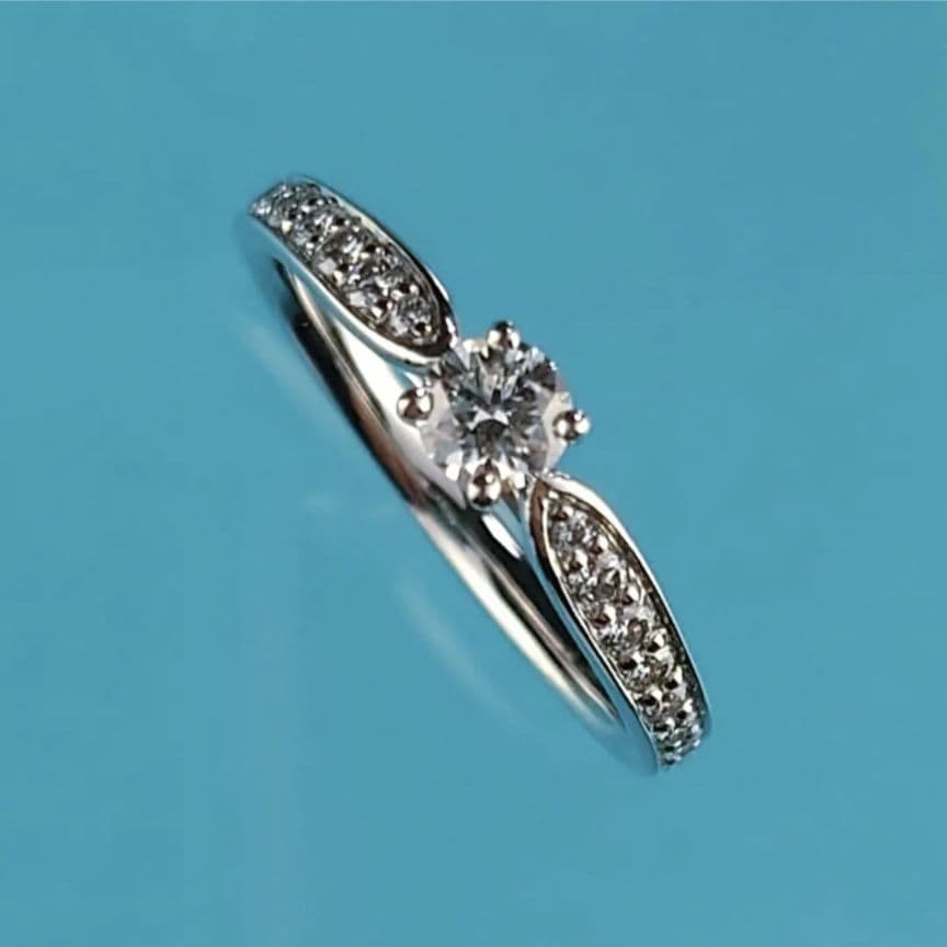 専用　ティファニー　Ptダイヤモンドリング　プラチナ　ダイヤ　鑑定書付き