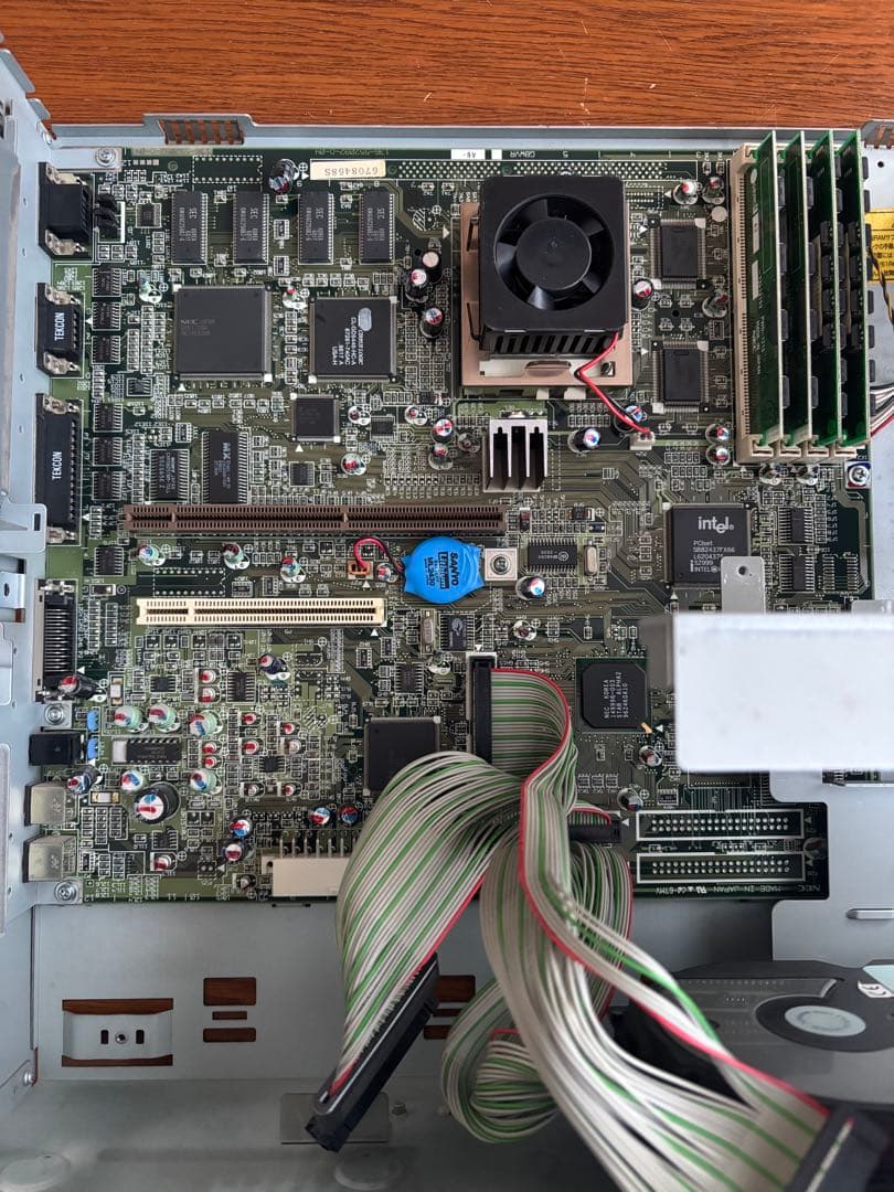 PC-9821Ct16 ディスプレイ付き MIDI音源ボードなし