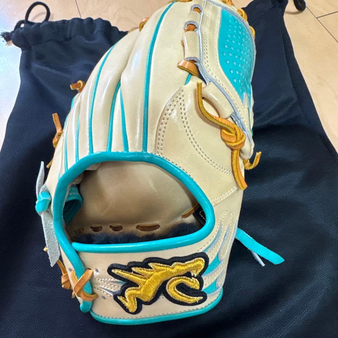 グローブスタジオRYU 限定軟式用グラブ