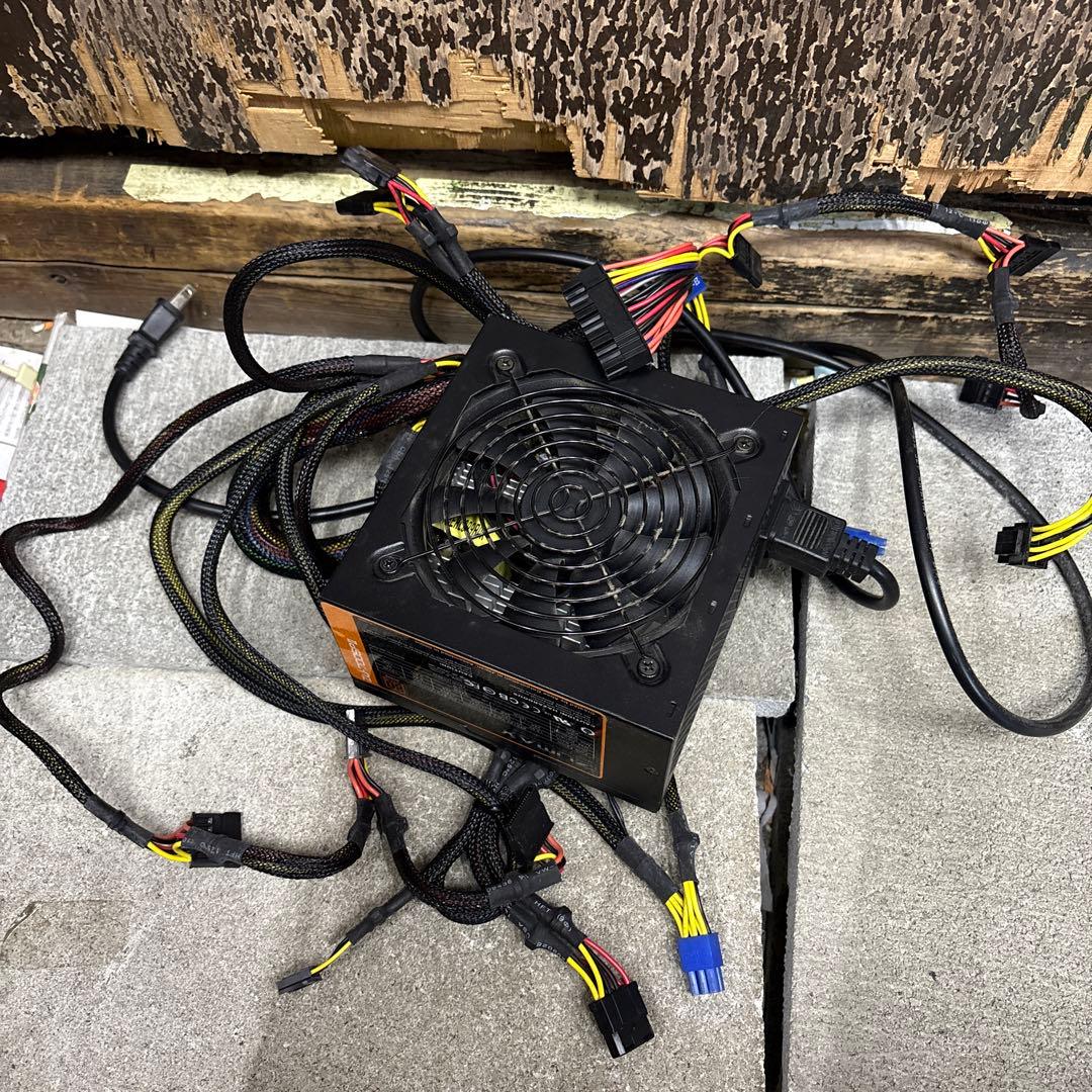 【動作確認済】PC用電源ユニット 800W ZU-700SP2