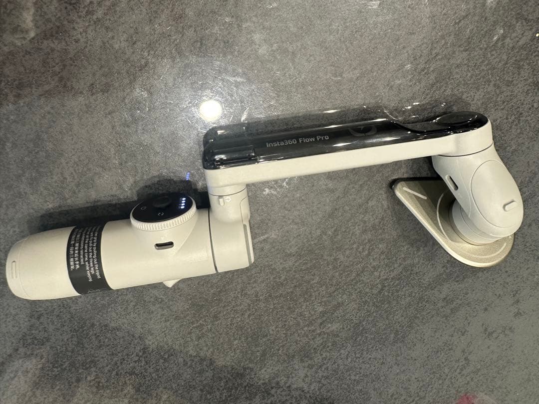 即日発送可　Insta360 Flow Pro &マグネットフォンマウントセット