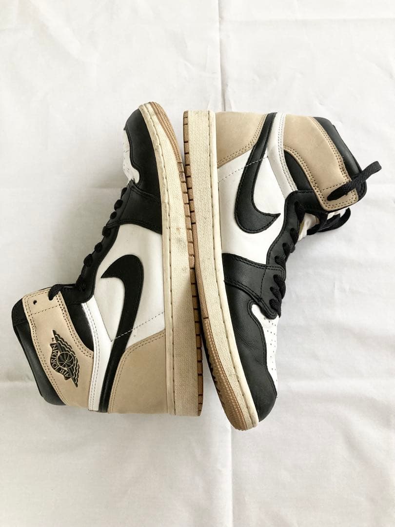 最終価格！Air Jordan 1 Retro High OG “Latte”