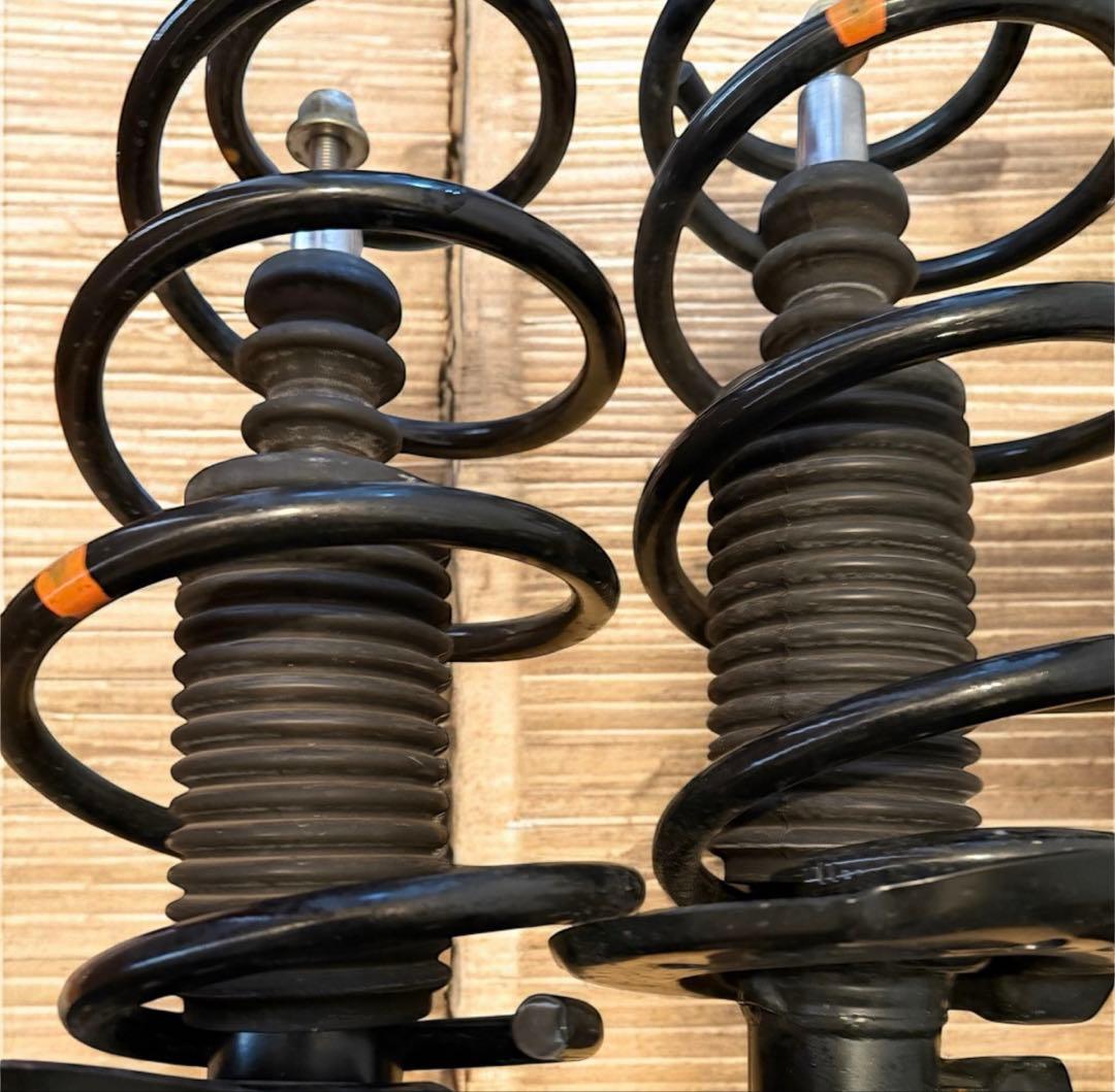 日産リーフ　AZE0　純正サスペンションキット ブーツ破れ無し