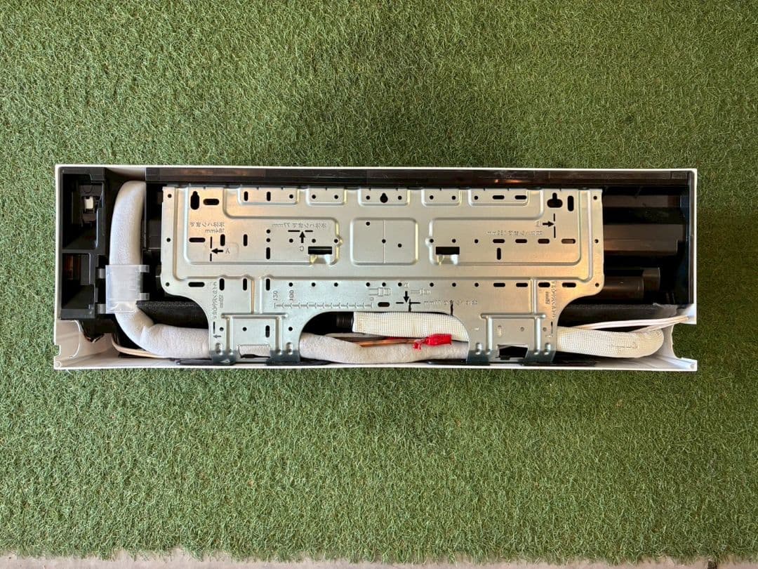 1916 東芝【RAS-N221E4X (W)】2025年 6畳 エアコン 中古