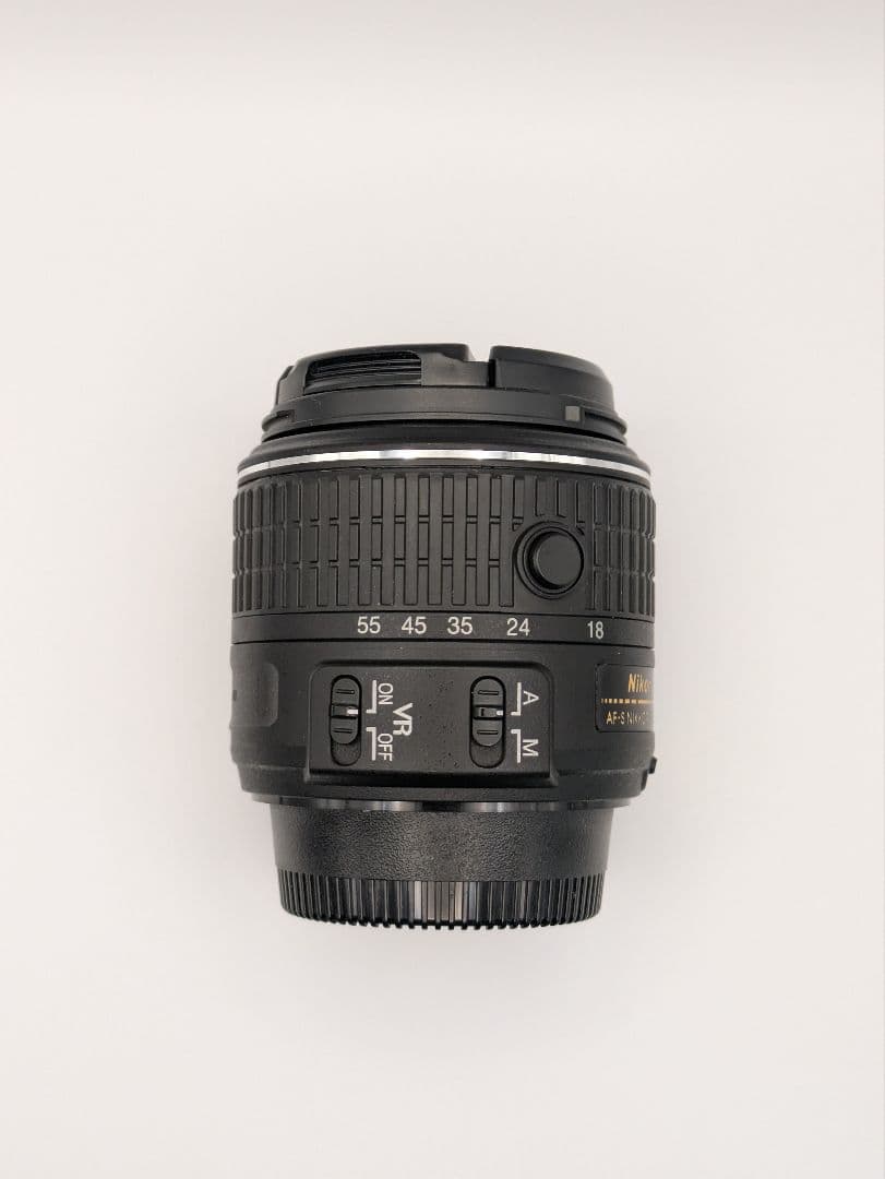 Nikon　D3300 ＋レンズ　(18-135) S数603回