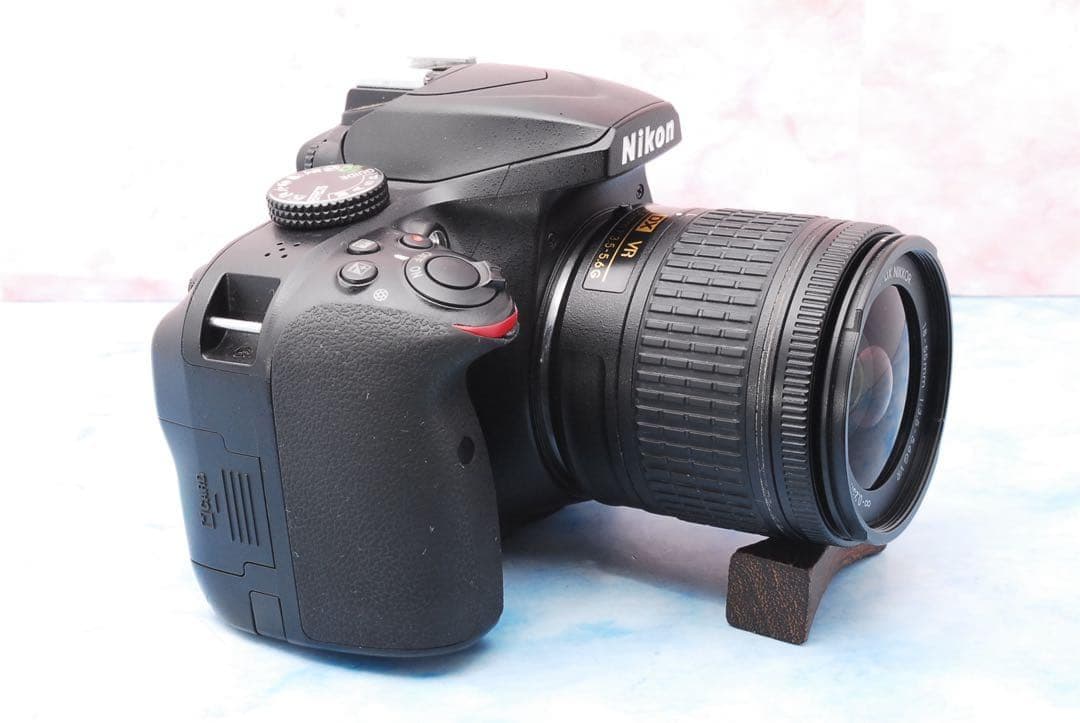 Nikon D3400☆一眼レフカメラ☆スマホ転送OK☆高性能標準＆望遠