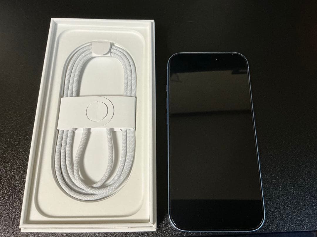 iPhone17 ミストブルー 256GB 美品