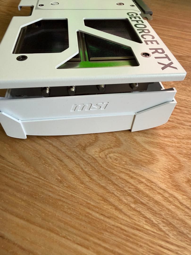 【使用2週間】 MSI GEFORCE RTX 5070 VENTUS 2X
