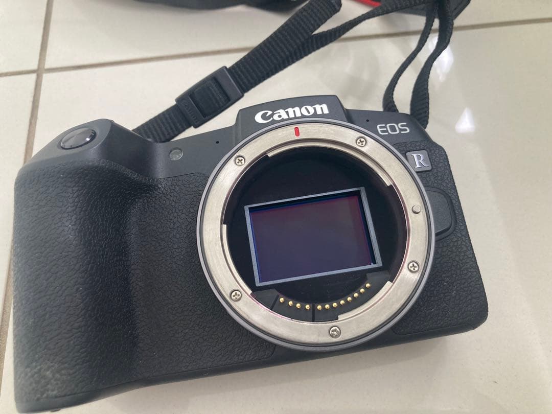Canon EOS RP ミラーレスカメラ