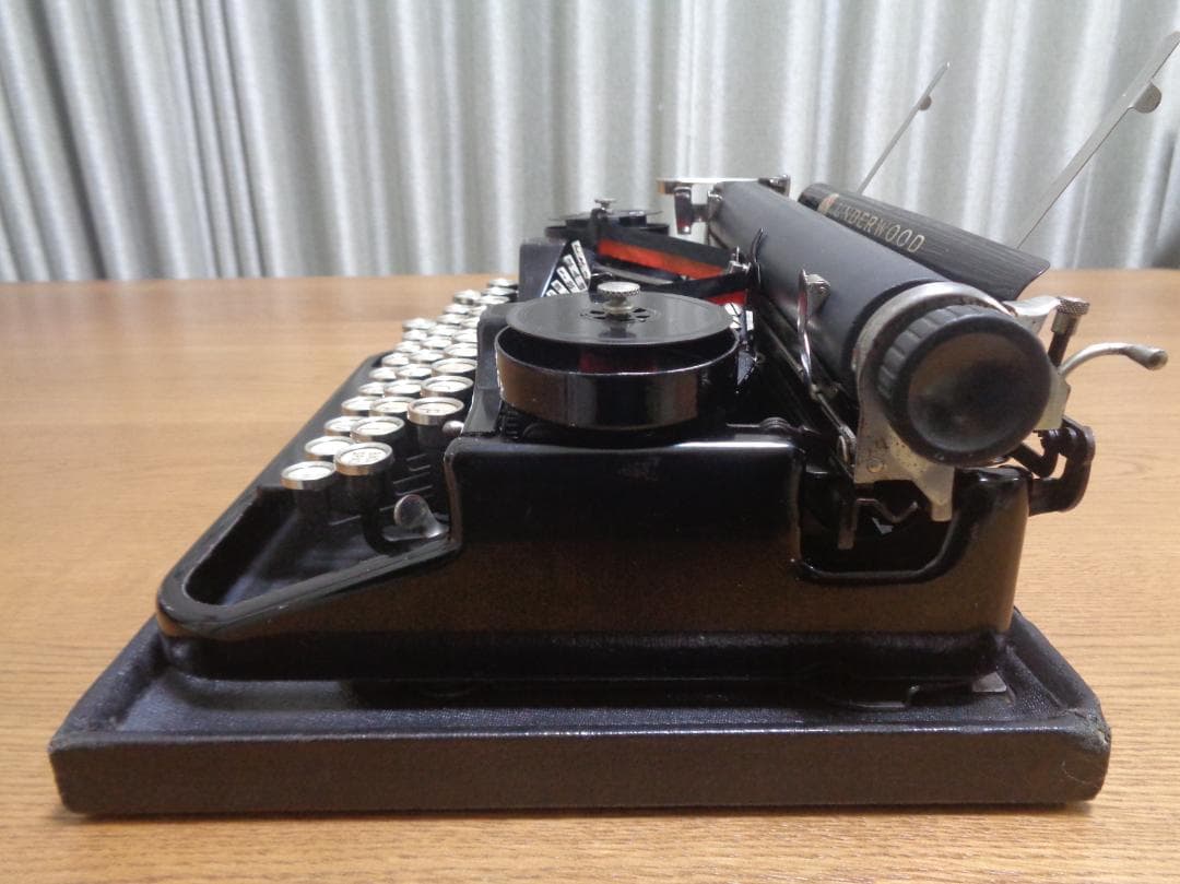 専用　実働品　UNDERWOOD PORTABLE 3BANK タイプライター