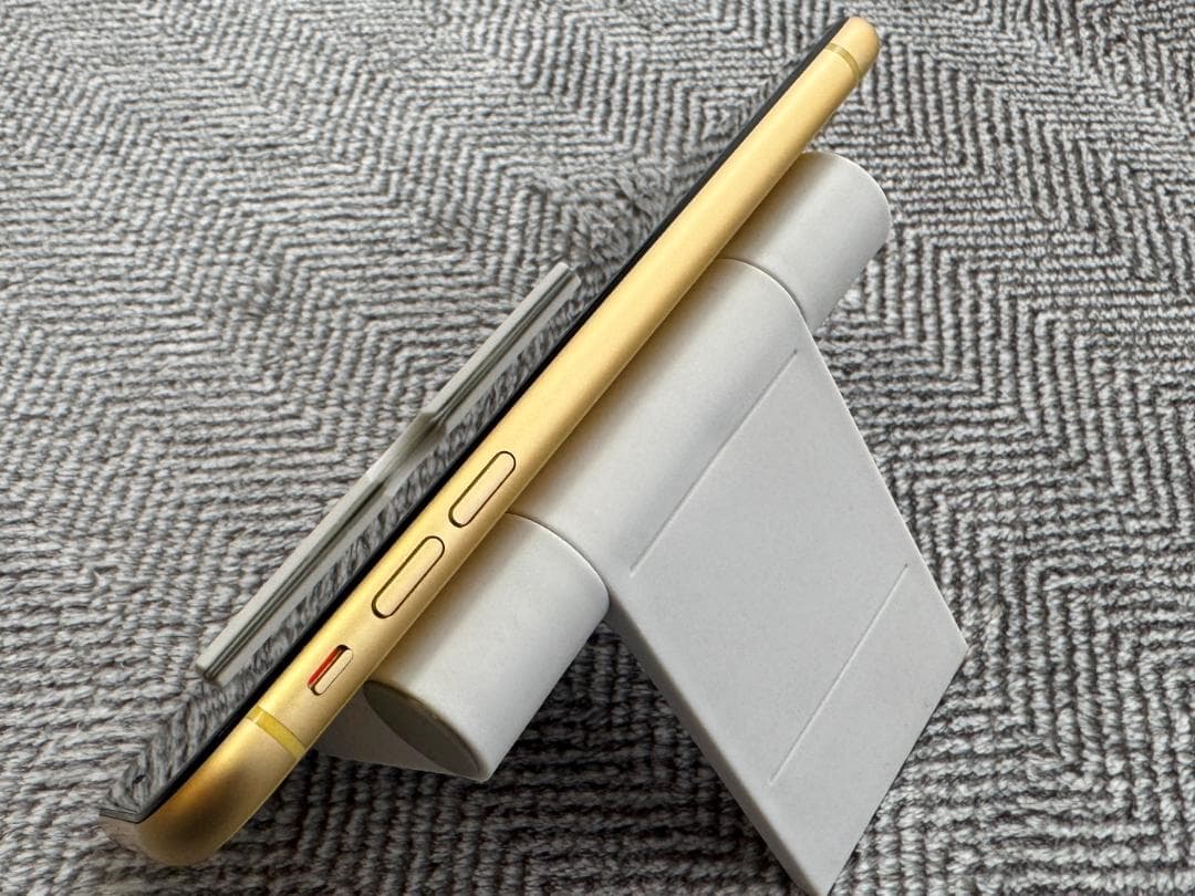 iPhone XR 128GB SIMフリー 初期化済み バッテリー77%