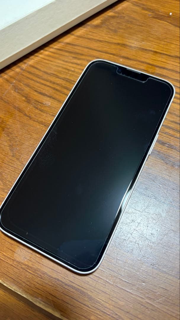 iPhone 14 256GB 新品フィルム　ケース付き