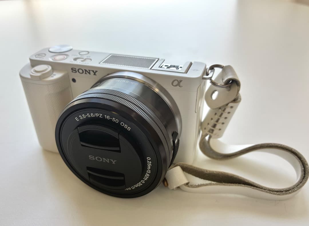 SONY α ミラーレスカメラ ZV-E10ホワイトと16-50mmレンズset