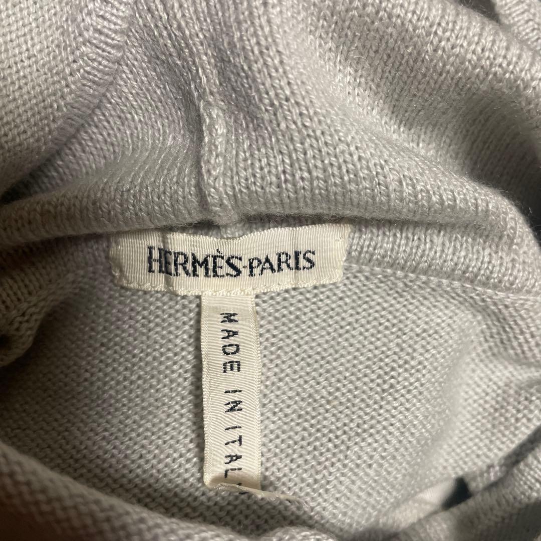 エルメス　ハイネックノースリーブブラウス