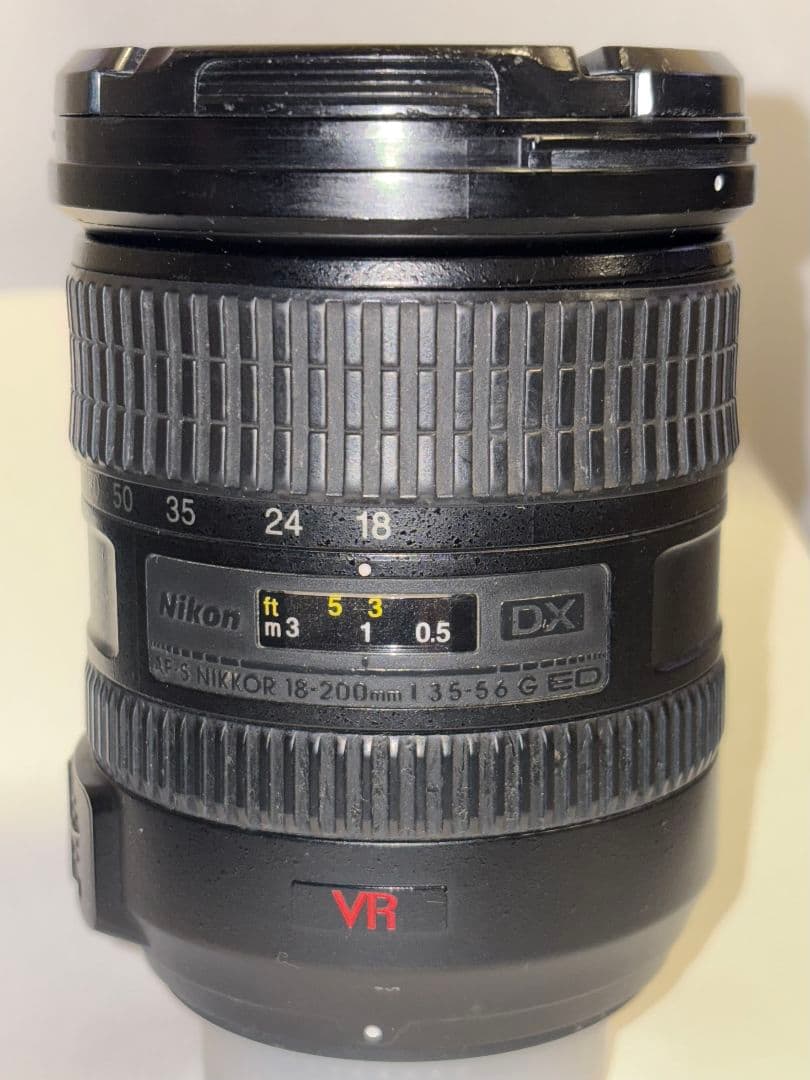 Nikon AF-S DX VR ED18−200mm f3.5−5.6G