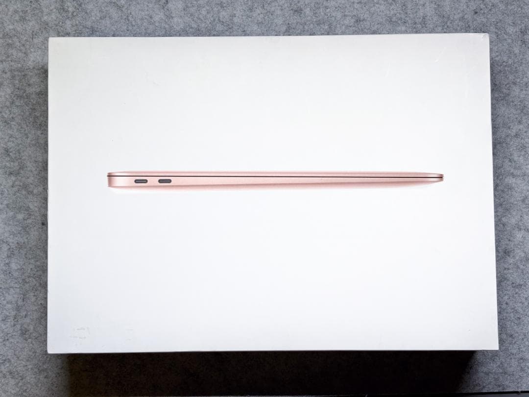 Apple M1 Macbook Air 16GB 1TB 98%　ゴールド中古