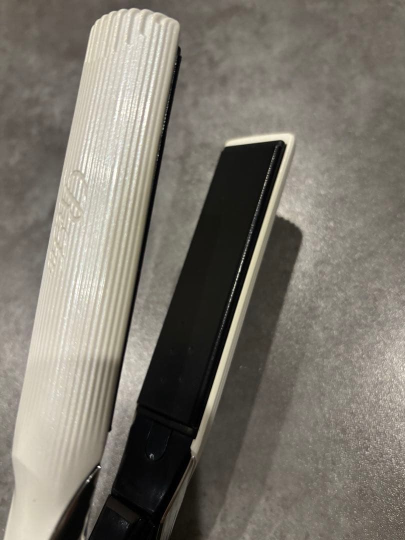 【⭐️箱不要¥500割引】MTG リファ　ReFaストレートヘアアイロン③