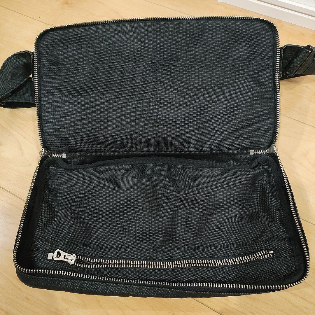 ポーター　ブラックキャンバス　ショルダーバッグ