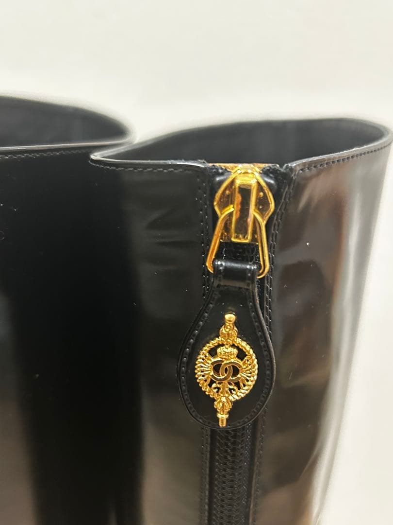 バ*ビ様 今月末日取り消し予定　CHANEL シャネル　ロングブーツ　レザー