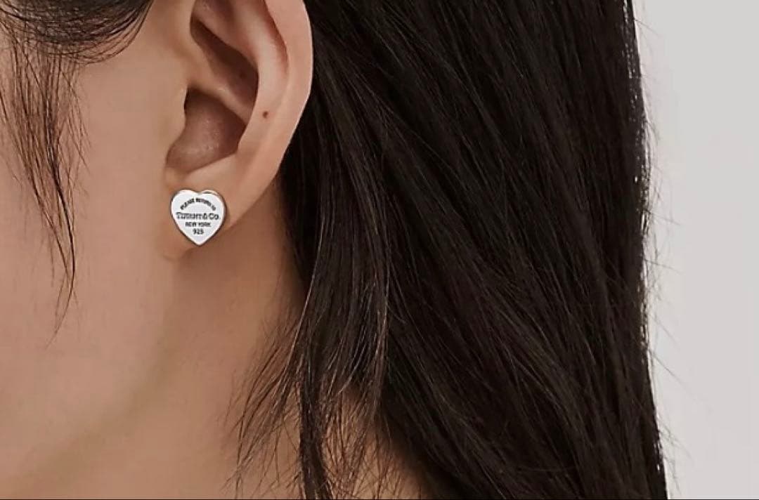Tiffany & Co. ハート型スタッドピアス925 【片耳のみ】