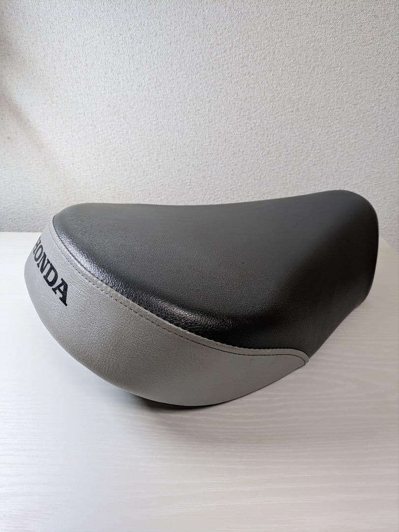 スーパーカブC125 純正シート