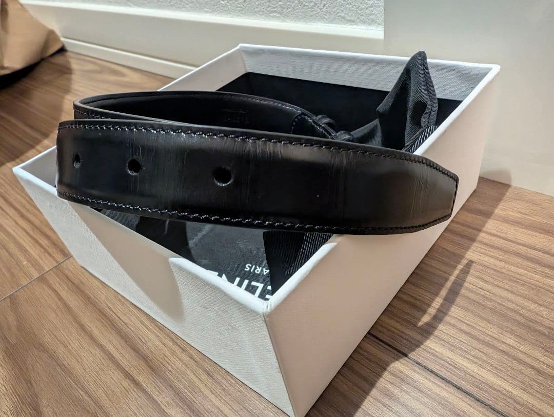 CELINE トリオンフ ベルト medium 25mm