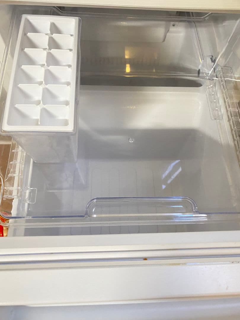 【早い者勝ちッ！】SHARP 冷蔵庫 SJ-D18H-W 179L 2022年製