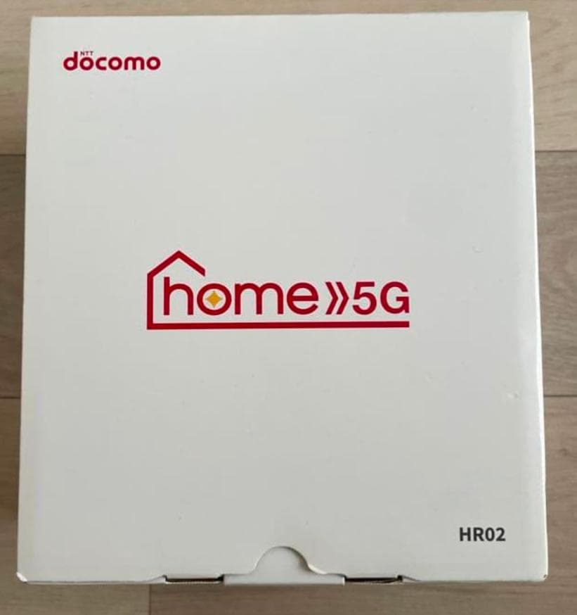 docomo  5G HR02 本体｜付属品付き•初期化済・即利用可