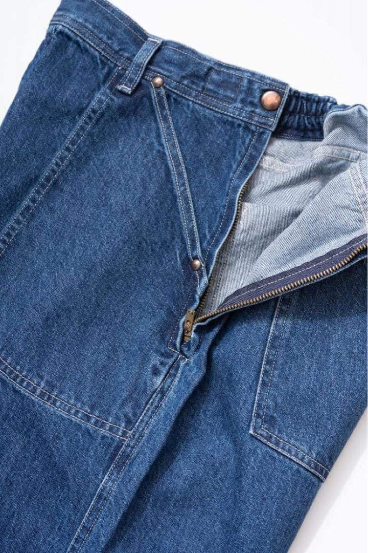 ハイウエストダークブルーデニムパンツ