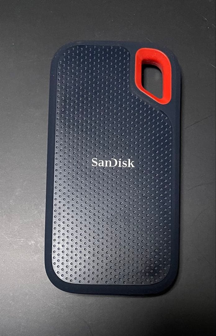 SanDisk Extreme Portable SSD 2TB 動作未確認