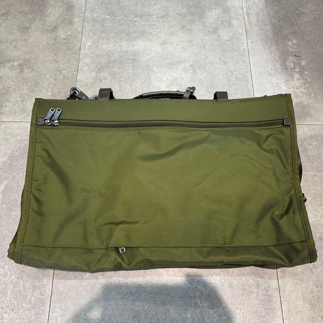 ⭐︎極美品⭐︎ TUMI トライフォールド ガーメントバッグ オリーブグリーン